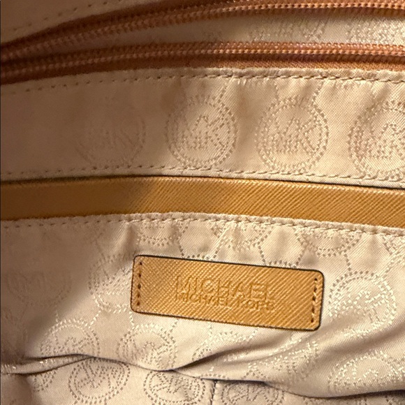 Michael Kors Beige and Brown Logo Tote (REHAB BAG/Please see photos) - Picture 12 of 16